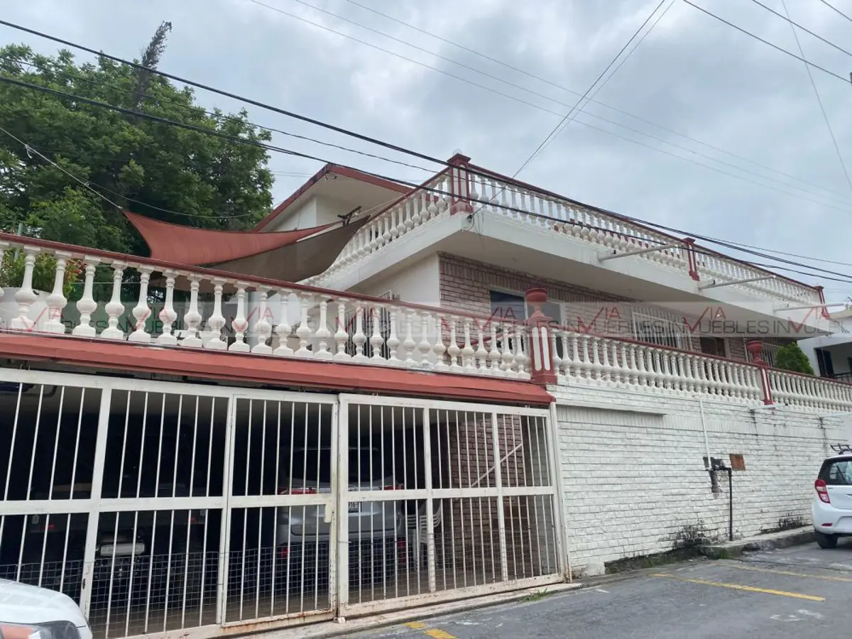 Casa en venta en El Cercado Centro, Santiago — foto 1 de 15