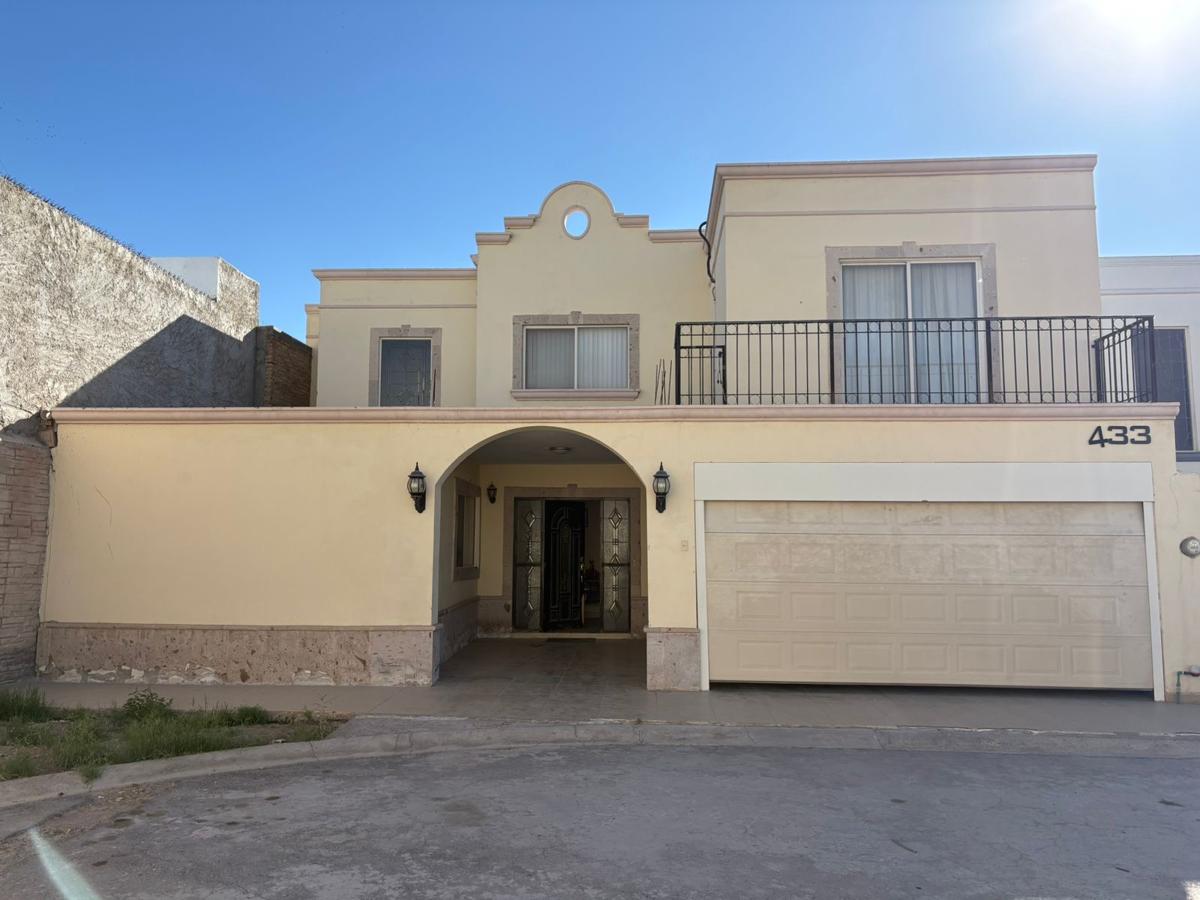 Casa en venta en Los Arrayanes, Gómez Palacio — foto 1 de 14