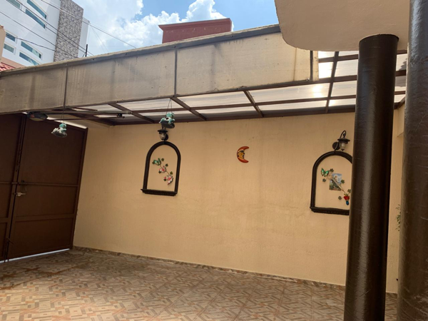 Casa en venta en Parques Nacionales, Toluca — foto 2 de 21