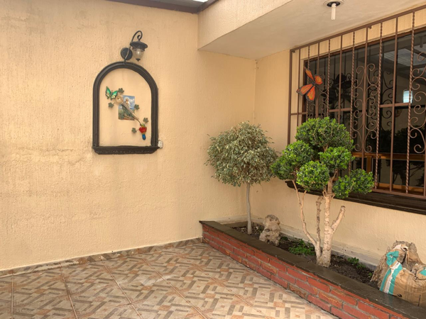 Casa en venta en Parques Nacionales, Toluca — foto 3 de 21