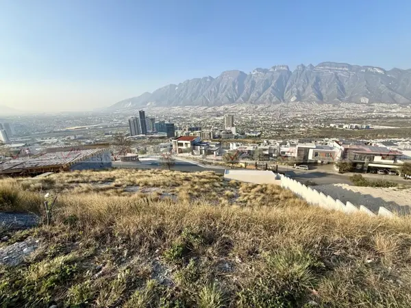 Terreno en venta en Residencial Cordillera, Santa Catarina — foto 2 de 8
