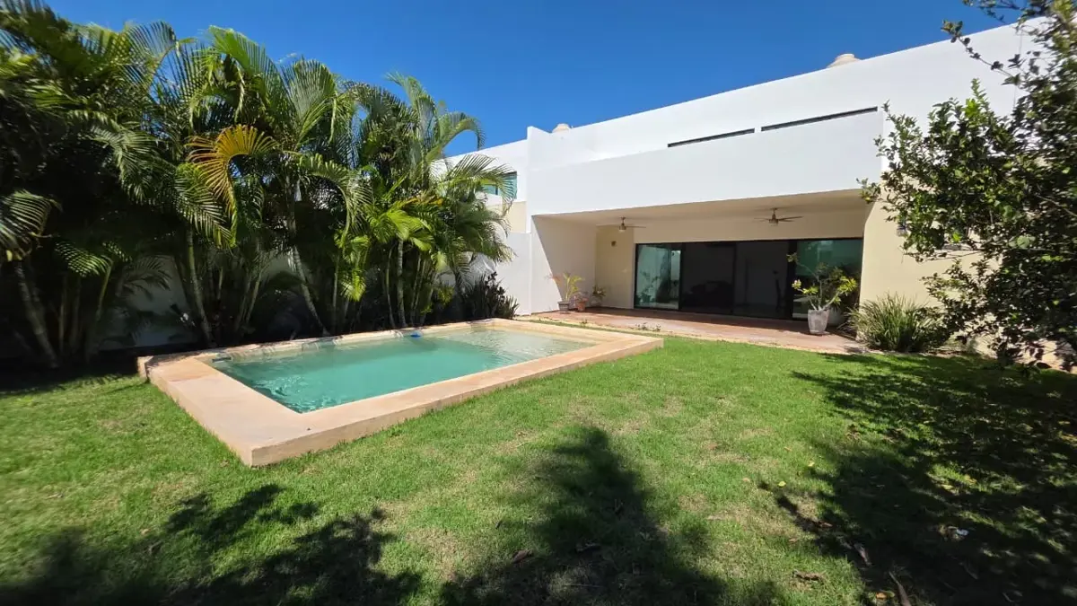 Casa en renta en Magnolia Residencial, Conkal — foto 1 de 25