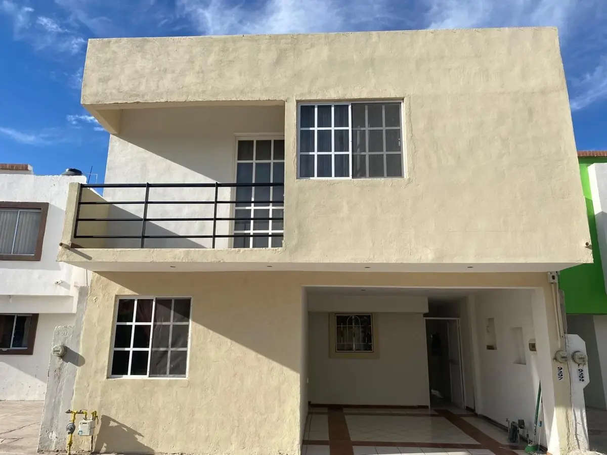 Casa en renta en Villas Universidad, Torreón — foto 1 de 37