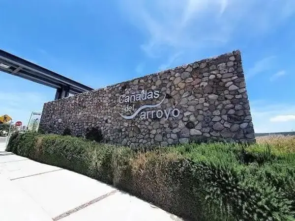 Casa en venta en Cañadas del Arroyo, Corregidora — foto 2 de 13