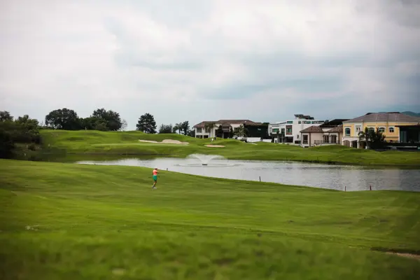 Terreno en Venta en Residencial y Club de Golf la Herradura, Monterrey, Nuevo León 2