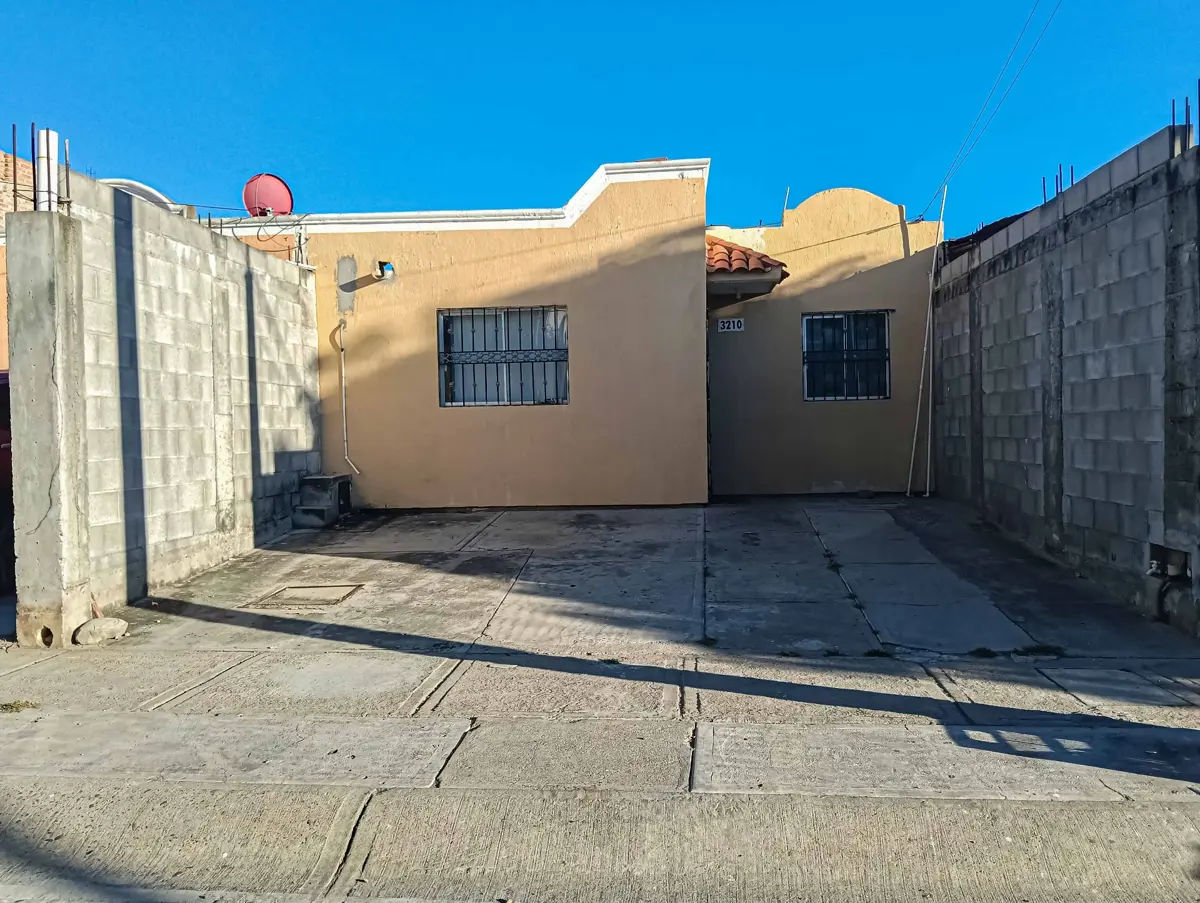 Casa en venta en Prados del Sol, Mazatlán — foto 1 de 20
