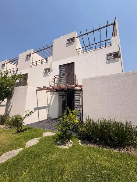 Casa en renta en Real Santa Fe, Xochitepec — foto 2 de 14