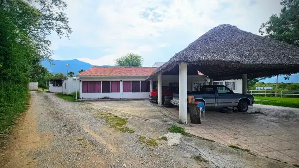 Quinta en venta en Valle de Santiago, Santiago — foto 3 de 17