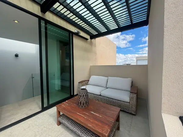 La Casa Que Buscas Esta en el Zibata , Conocela