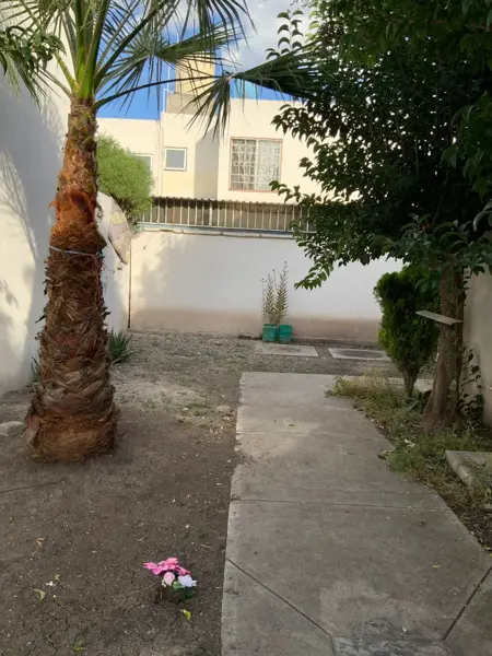 Casa en esquina en Paseos del Marqués, El Marqués - Ideal para invertir