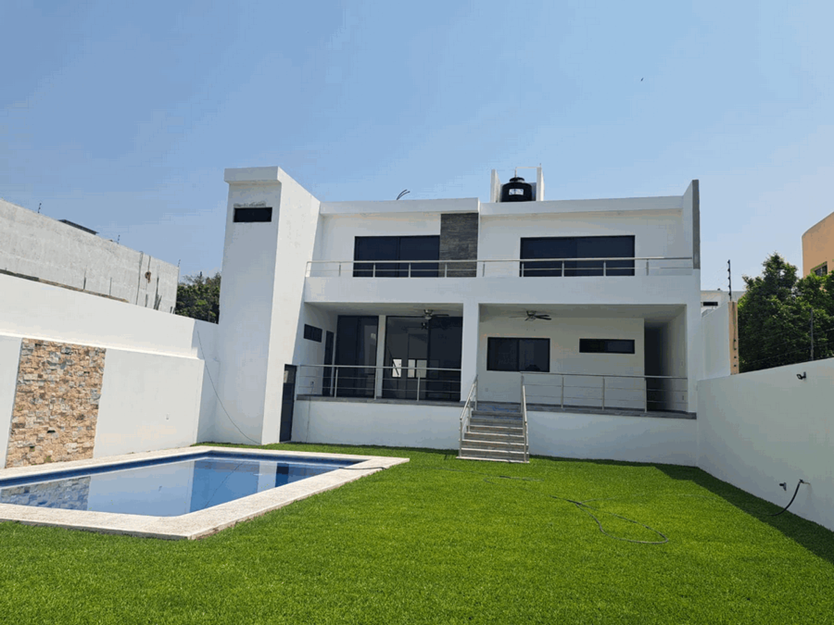 Casa en venta en Burgos, Temixco — foto 1 de 16