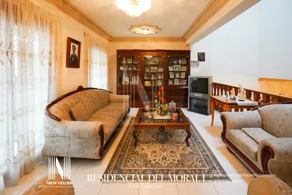 Casa en venta en Residencial del Moral, León — foto 2 de 33