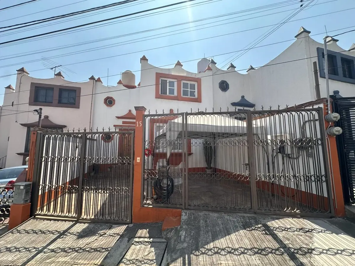 Casa en venta en Fuentes de Satelite, Atizapán de Zaragoza — foto 1 de 23