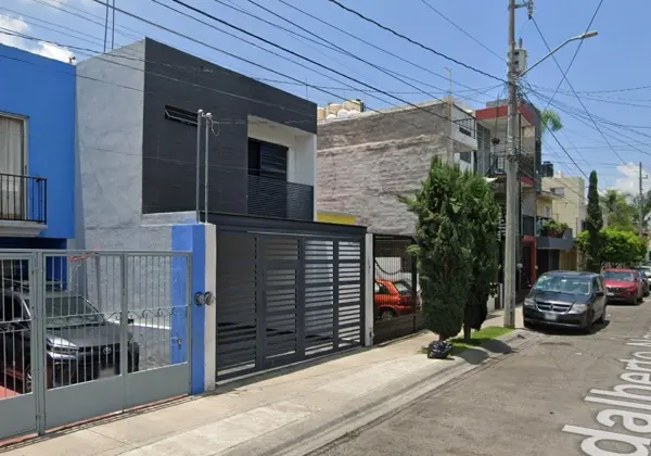 Casa en venta en Los Arrayanes, Guadalajara — foto 3 de 12