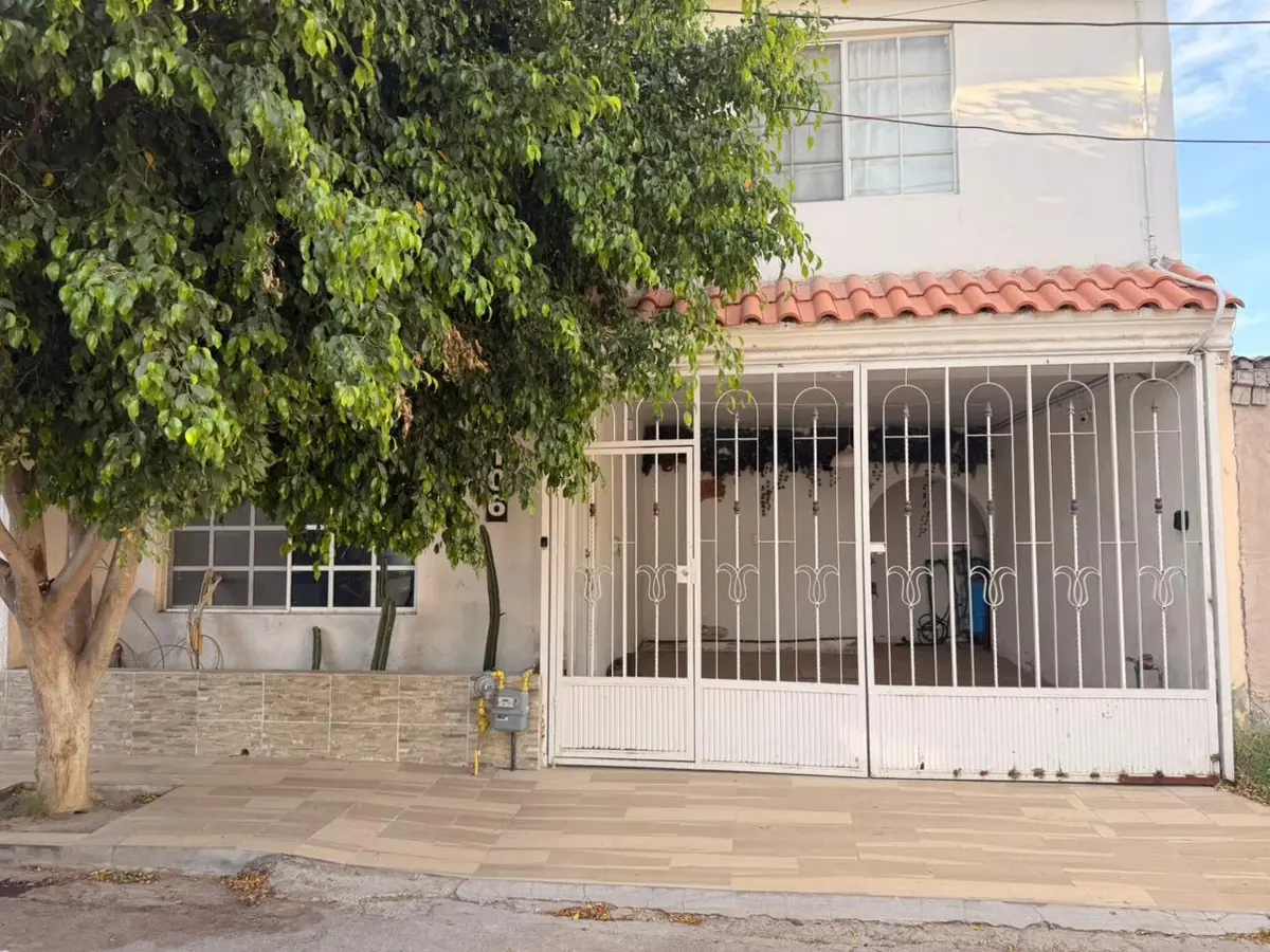 Casa en venta en La Merced II, Torreón — foto 1 de 19