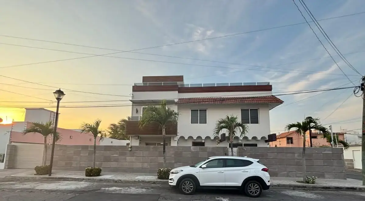 Casa en venta en Galaxia, Boca del Río — foto 1 de 27