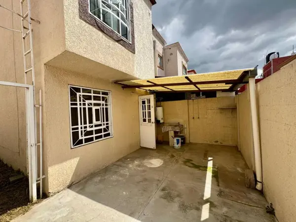 Casa en venta en Colinas de Plata, Mineral de la Reforma — foto 3 de 27