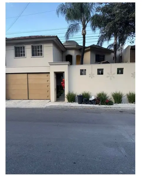 Casa en Lomas del Valle, San Pedro Garza García, Nuevo León