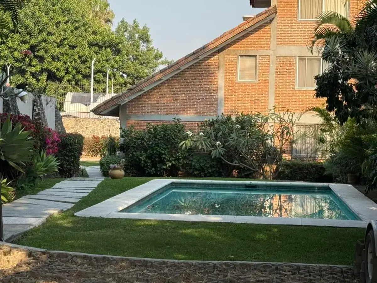 Casa en renta en Los Volcanes, Cuernavaca — foto 1 de 13