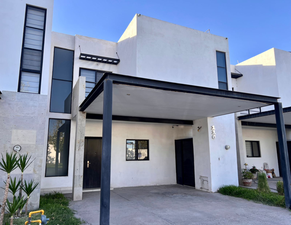 Casa en venta en Los Viñedos, Torreón — foto 2 de 35