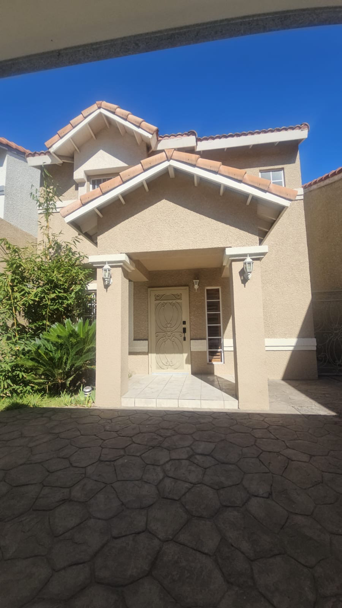 Casa en renta en Garita Otay, Tijuana — foto 1 de 12