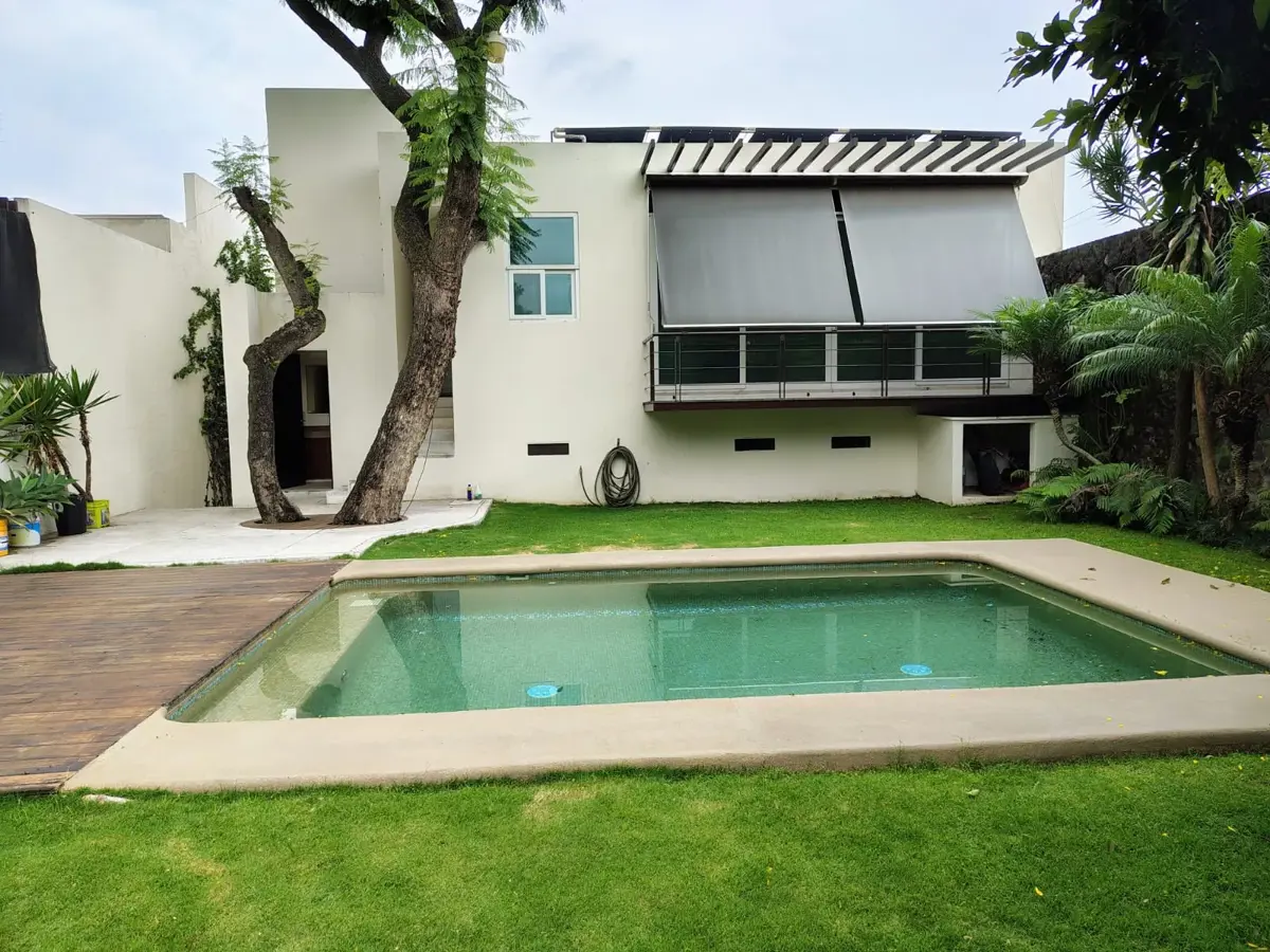 Casa en venta en Lomas de Vista Hermosa, Cuernavaca — foto 1 de 3