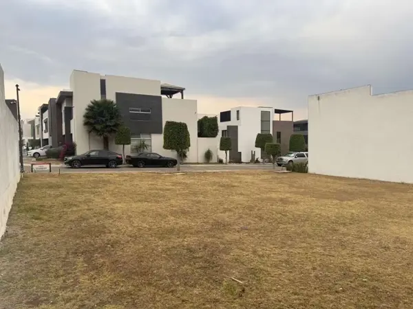 TERRENO EN VENTA EN PARQUE MICHOACAN, LOMAS DE ANGELOPOLIS