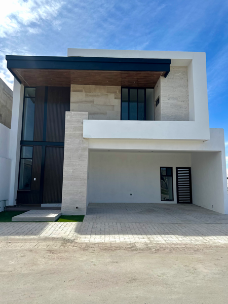Casa en venta en Los Viñedos, Torreón — foto 2 de 24