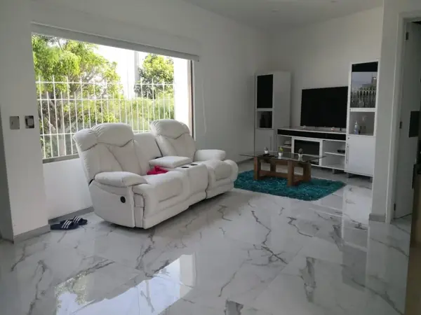 Casa en venta en Oaxtepec Centro, Yautepec — foto 2 de 51