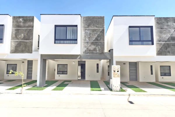 Casa en venta en Capittala, León — foto 2 de 40