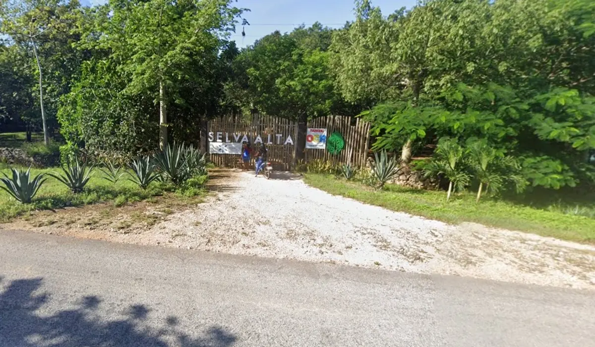 Casa en venta en Leona Vicario, Puerto Morelos — foto 1 de 7