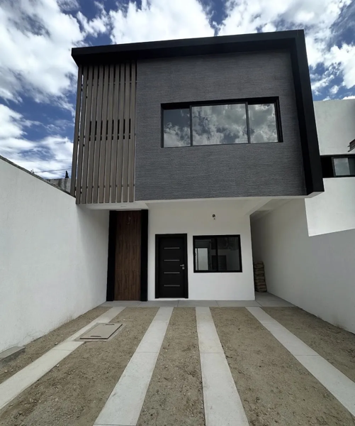 Casa en venta en Pinos de Narez, Tijuana — foto 2 de 13