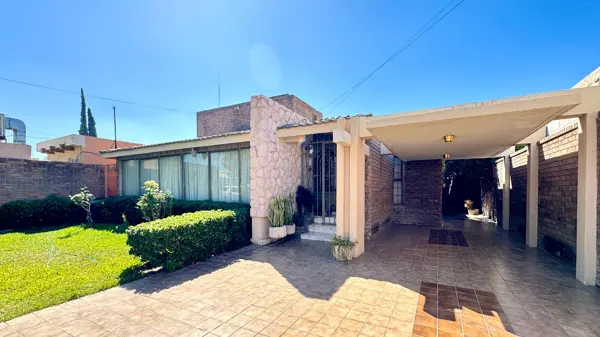 Casa en venta en Ampliación los Ángeles, Torreón — foto 2 de 18