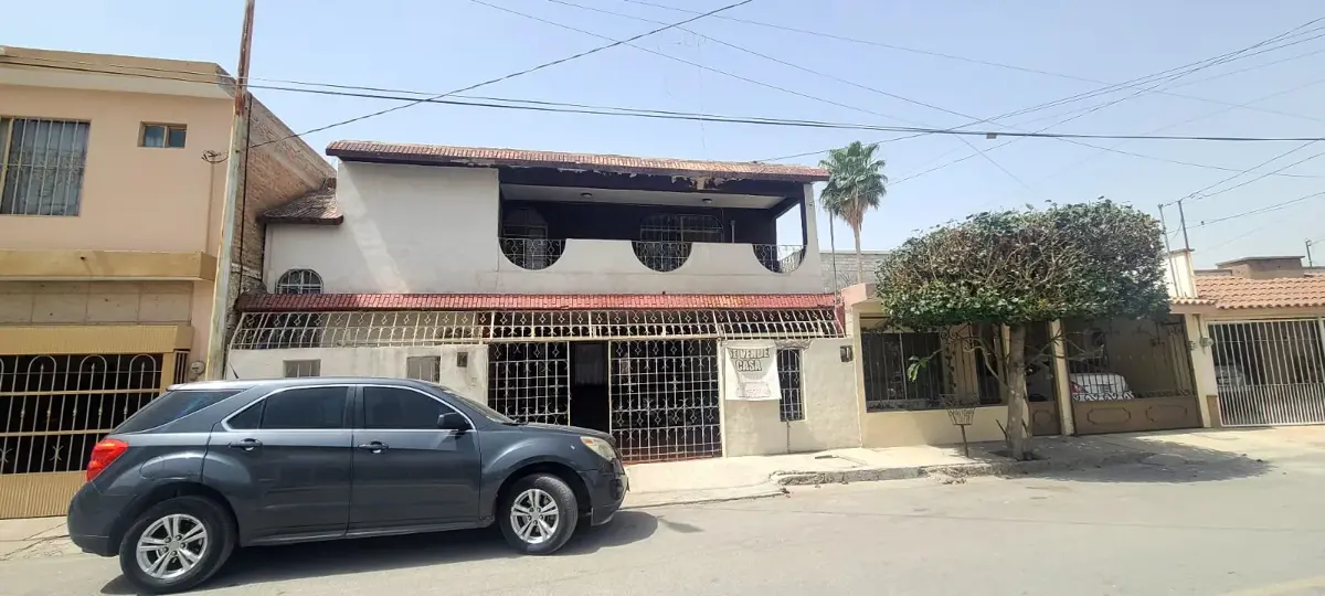 Casa en venta en Los Nogales, Torreón — foto 1 de 16
