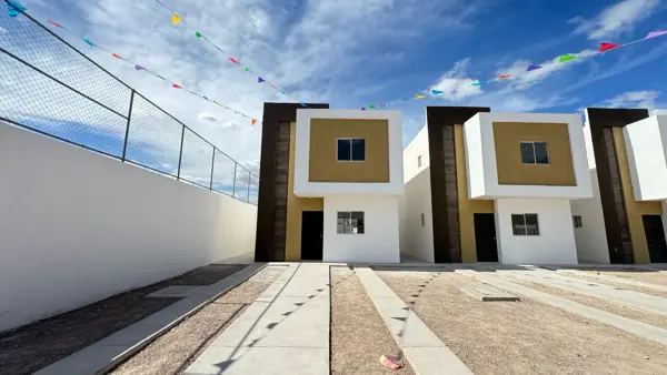 Casa en Venta en Monterreal, Torreón con 3 Recámaras y Patio Casa en Venta en Monterreal, Torreón con 3 Recámaras y Patio