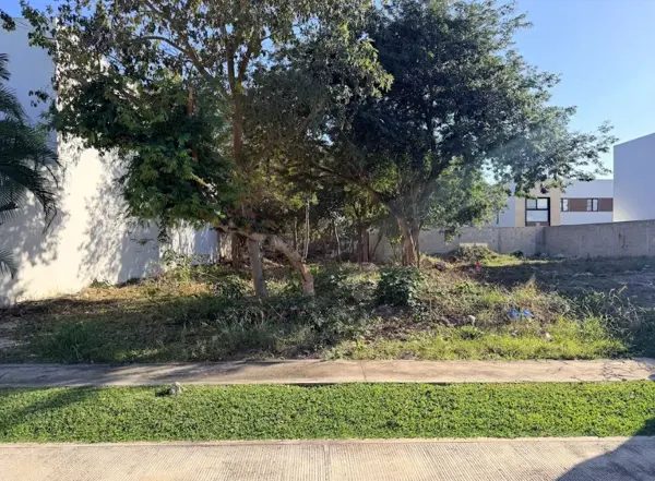 Terreno en venta en Parque Natura, Mérida — foto 2 de 12