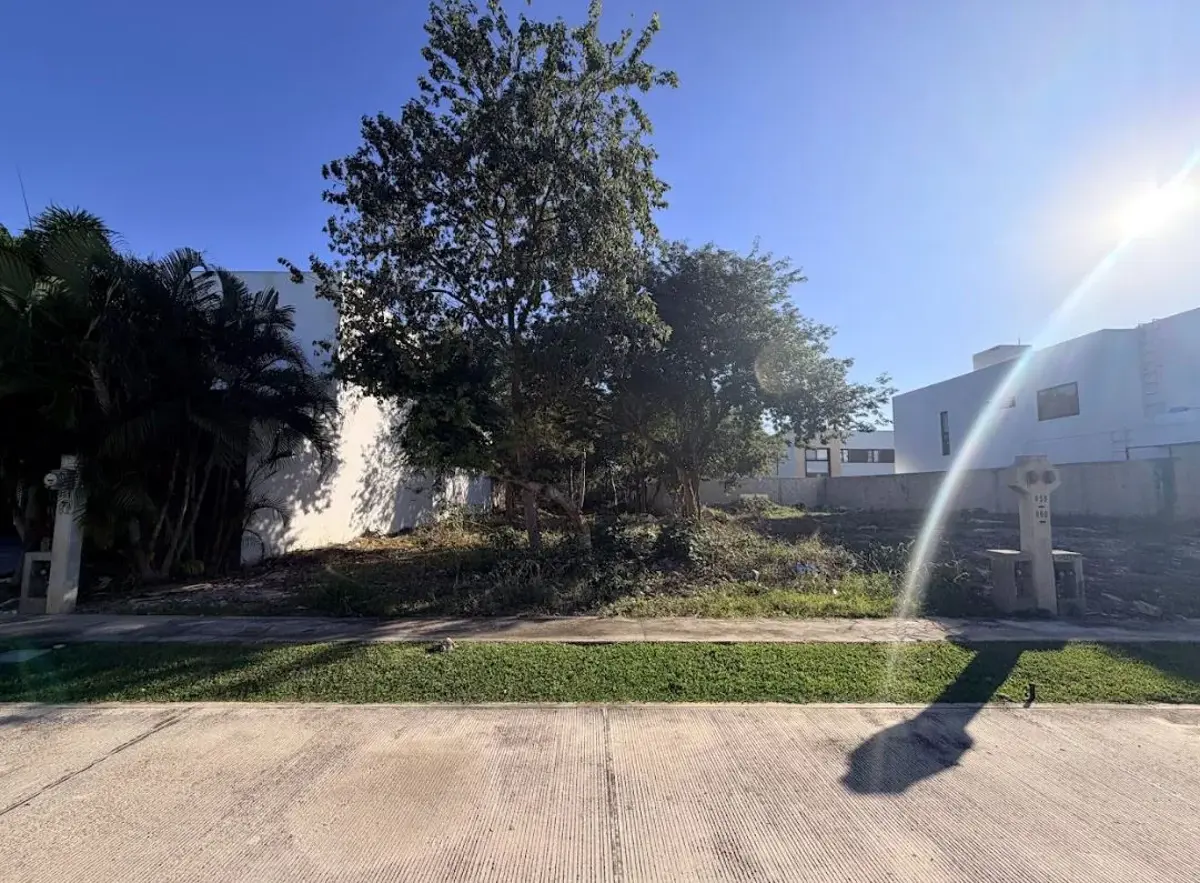 Terreno en venta en Parque Natura, Mérida — foto 1 de 12