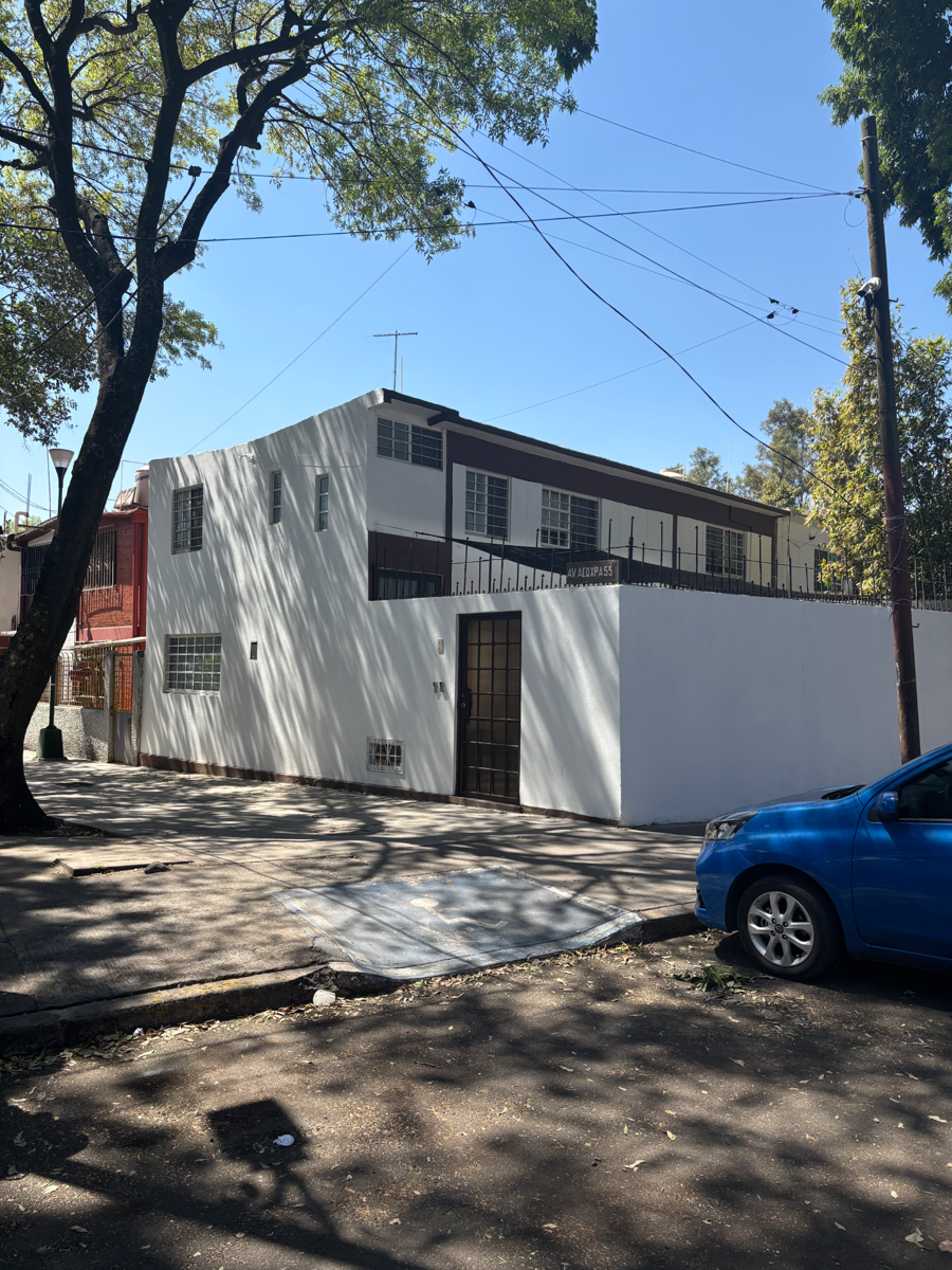 CASA EN VENTA EN VILLA COAPA CASA EN VENTA EN VILLA COAPA
