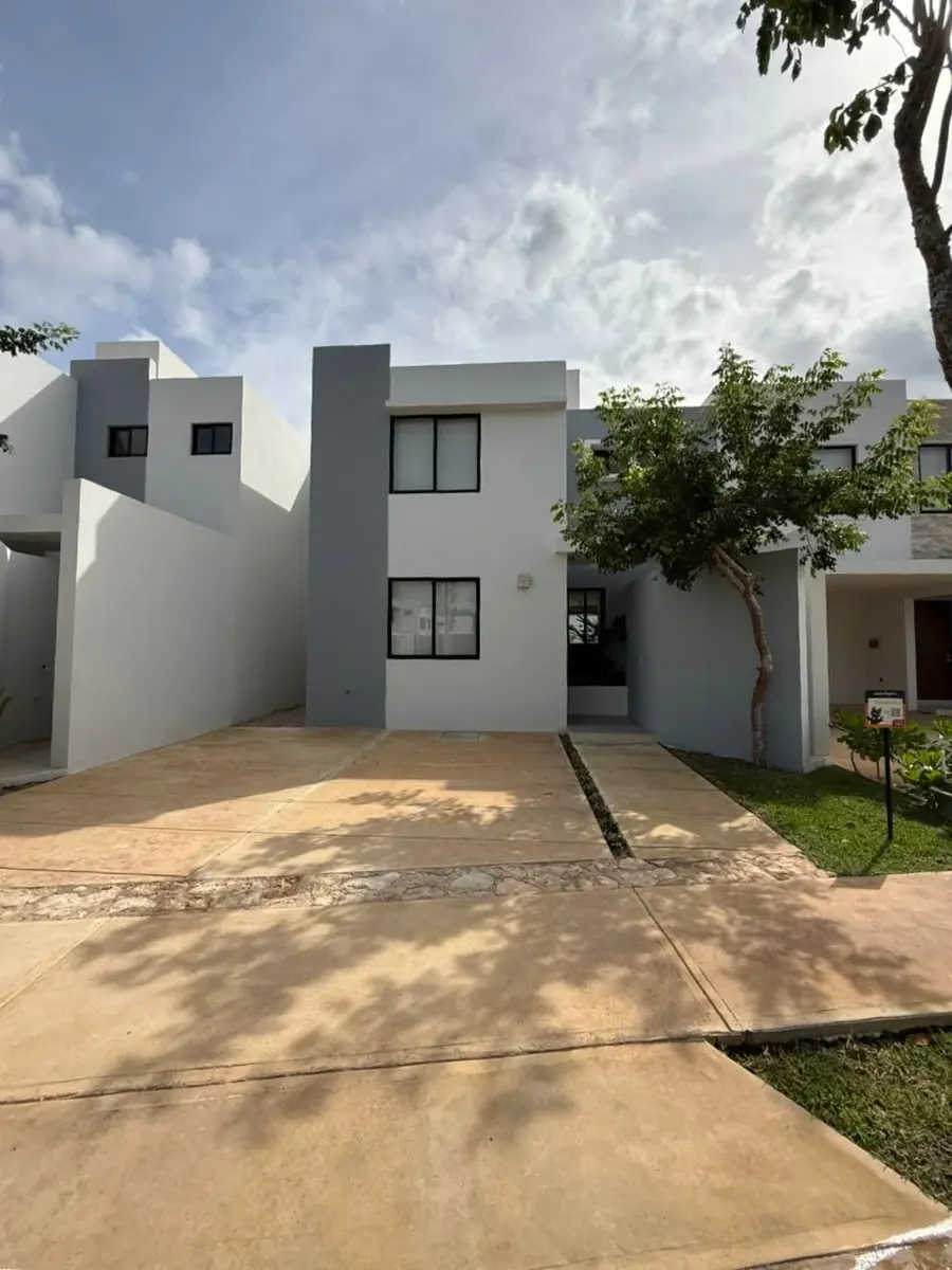 Casa en venta en Caucel, Mérida — foto 1 de 19