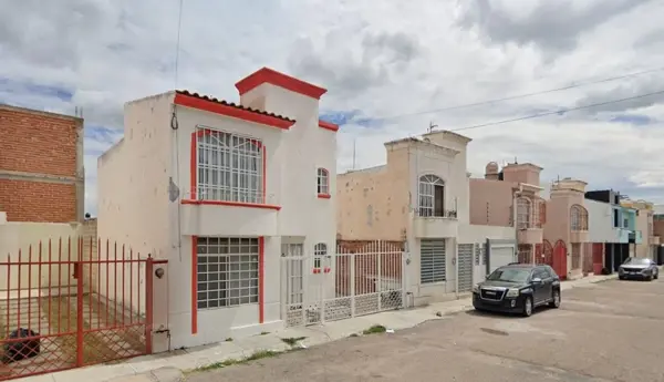Casa en venta en Villas de Plateros, Fresnillo — foto 3 de 11