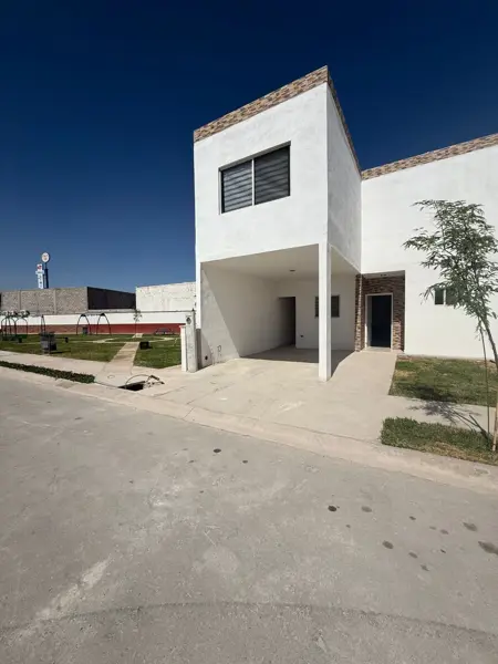 Casa en venta en Villas Diamante, Torreón — foto 2 de 21