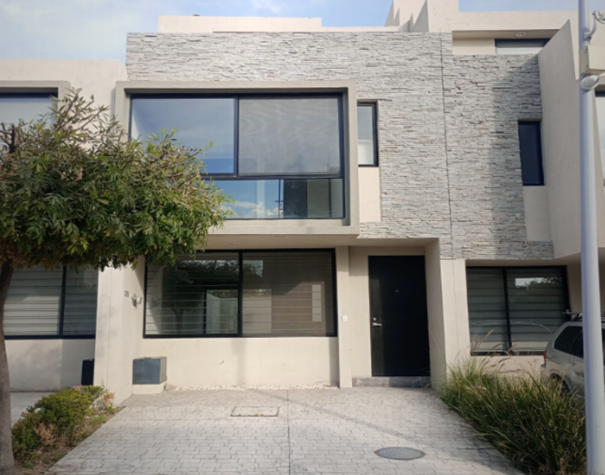 Casa en venta en Villas Santa Sofía, Tlajomulco de Zúñiga — foto 1 de 9