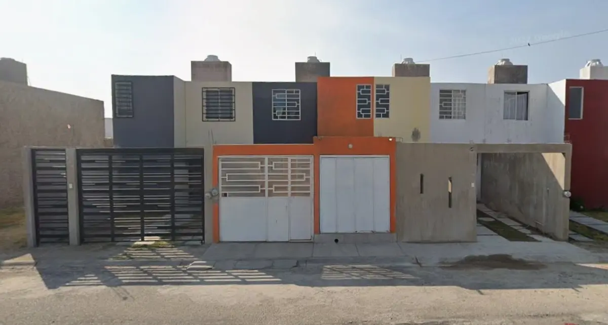 Casa en venta en Valle Dorado, Tlajomulco de Zúñiga — foto 1 de 12