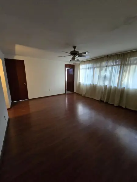 Casa en venta en Hacienda Santa Fe, Tlajomulco de Zúñiga — foto 3 de 14