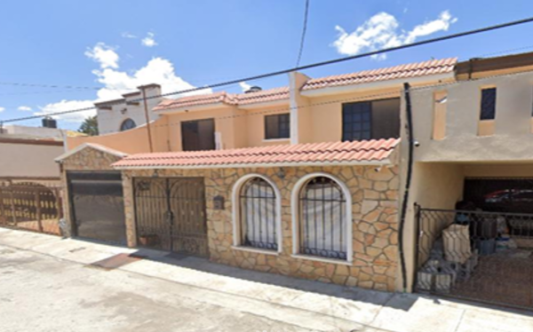 Casa en venta en Republica Oriente, Saltillo — foto 2 de 13