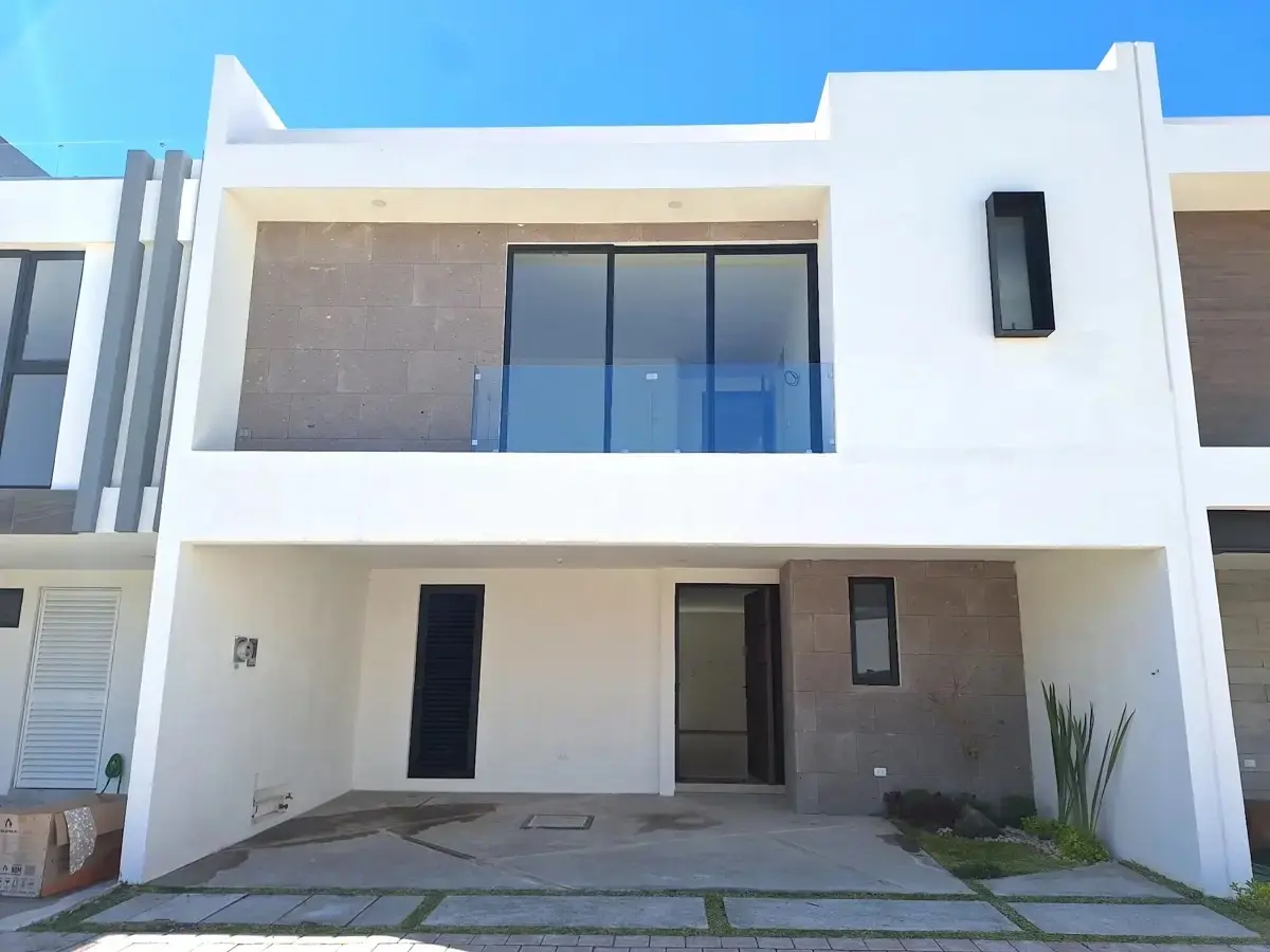 Casa en venta en Residencial Lucendi, Cuautlancingo — foto 1 de 31