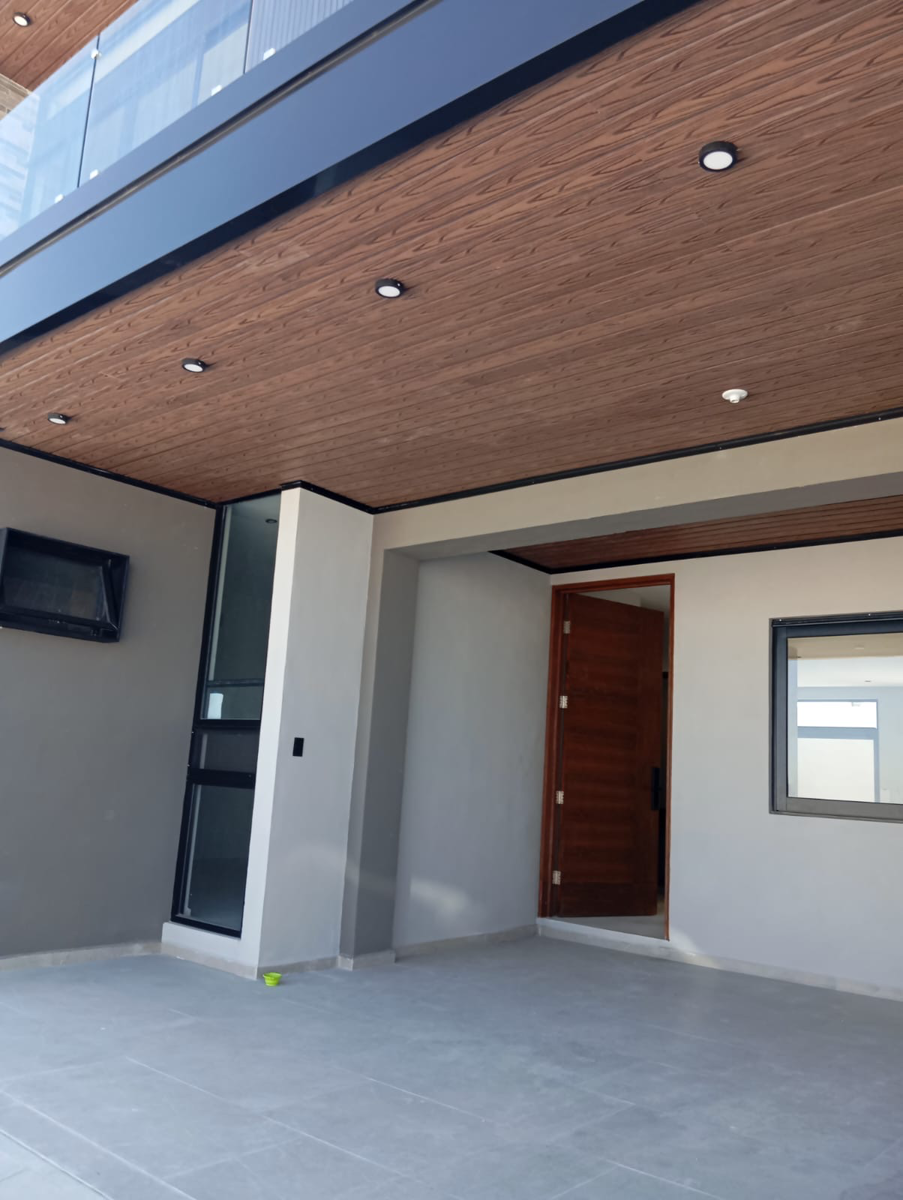 Casa en venta en Rincones de La Aurora, Saltillo — foto 1 de 8