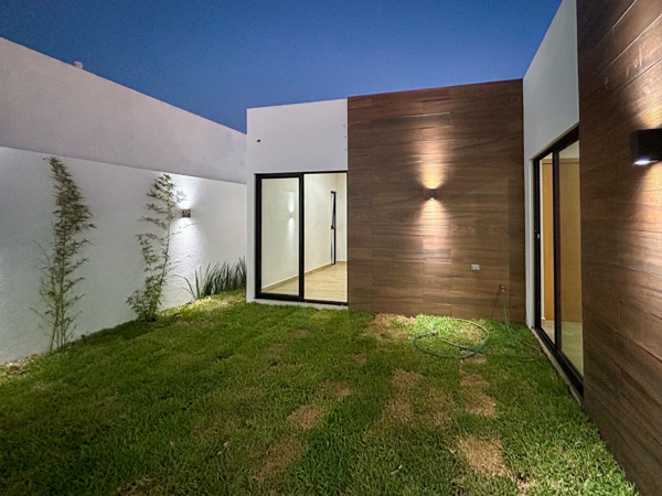 Casa en venta en Lomas de la Rioja, Alvarado — foto 3 de 13