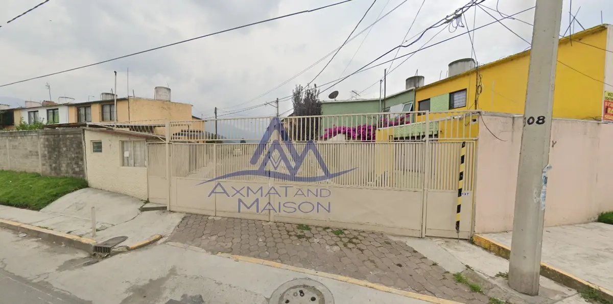 Casa en venta en Sor Juana Ines de la Cruz, Amecameca — foto 1 de 12
