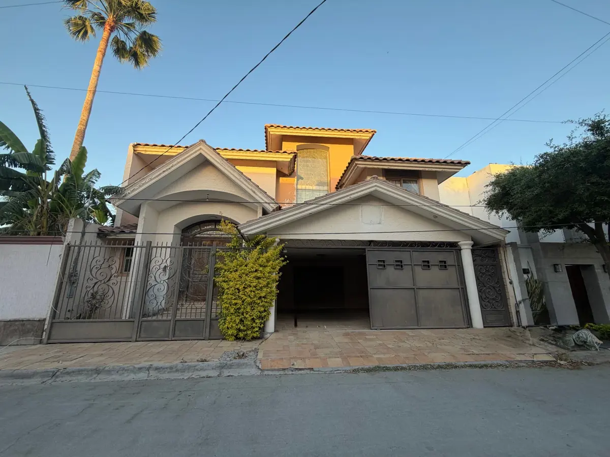 Casa en venta en Residencial las Isabeles, Torreón — foto 1 de 28